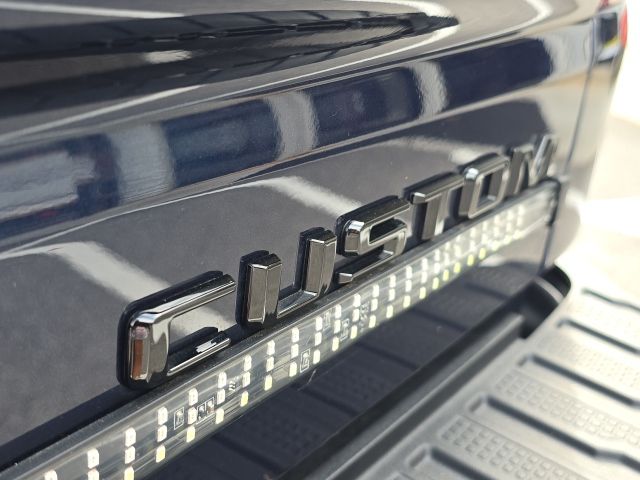 2021 Chevrolet Silverado 1500 Custom photo 9
