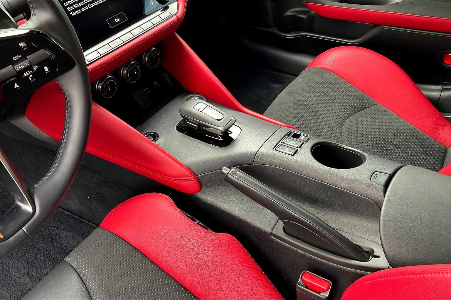 2024 Nissan Z Performance photo 12