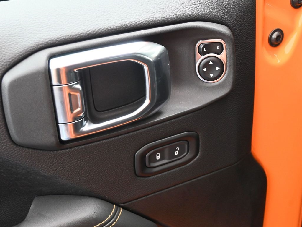 2025 Jeep Gladiator Sport photo 18