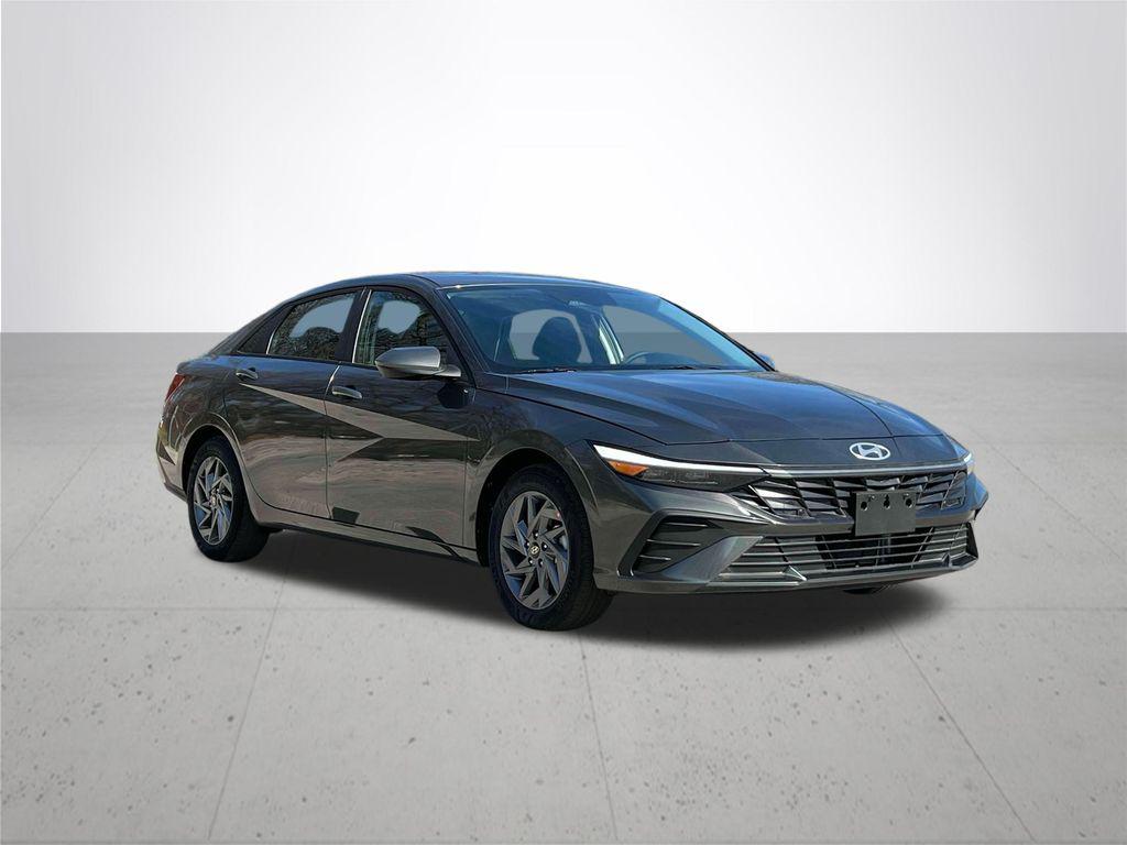 2025 Hyundai Elantra Hybrid Blue photo 9