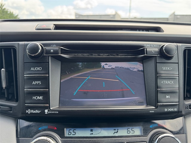 2017 Toyota RAV4 XLE photo 27