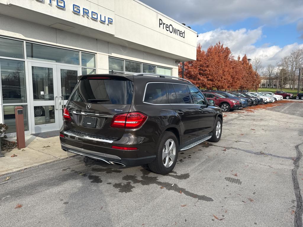 2017 Mercedes Benz GLS 450 4MATIC photo 2