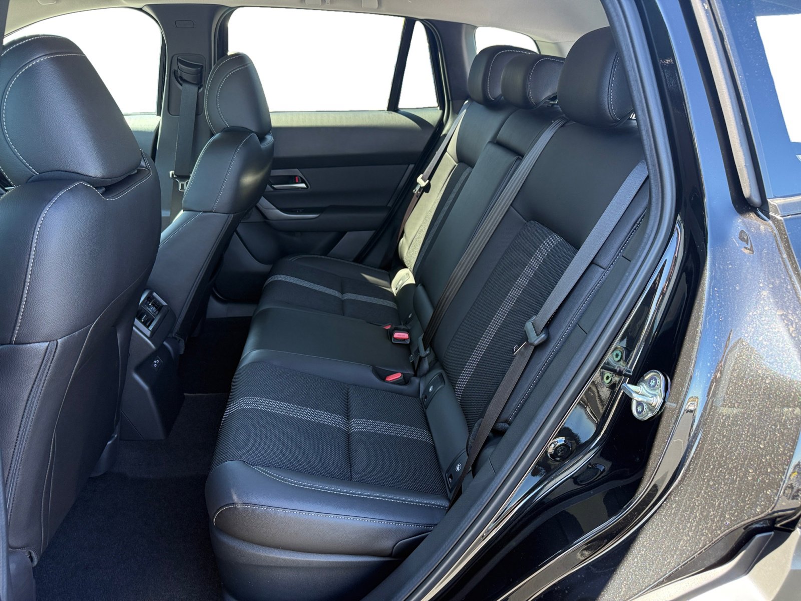 2025 Mazda CX-50 Preferred photo 15