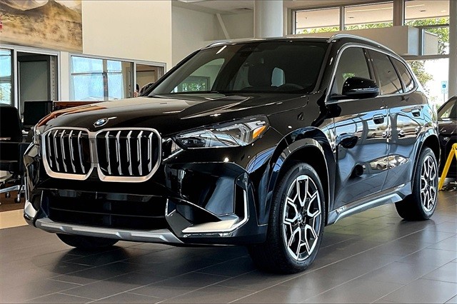 2025 BMW X1