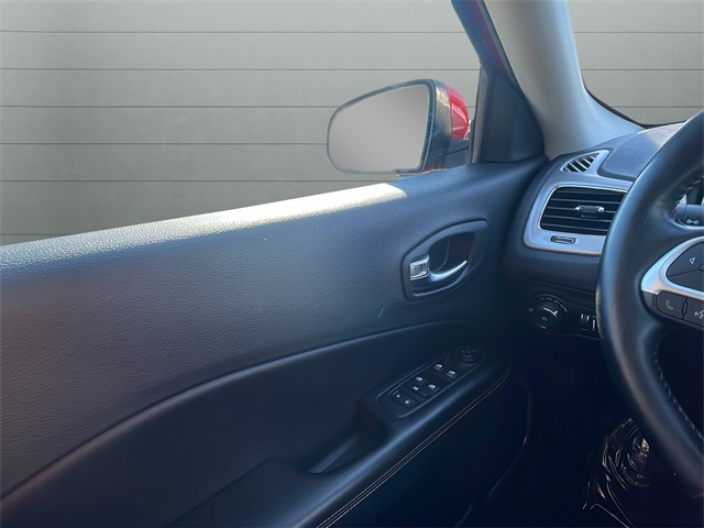 2021 Jeep Compass Latitude photo 30