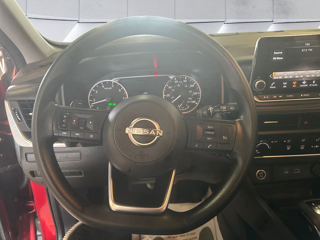 2023 Nissan Rogue S photo 8