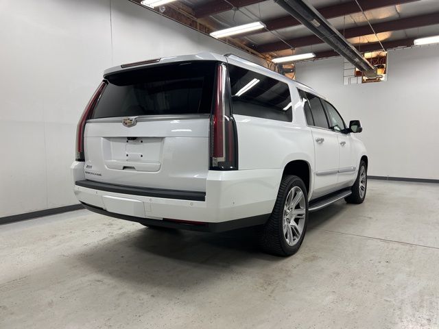 2018 Cadillac Escalade ESV Premium Luxury photo 2