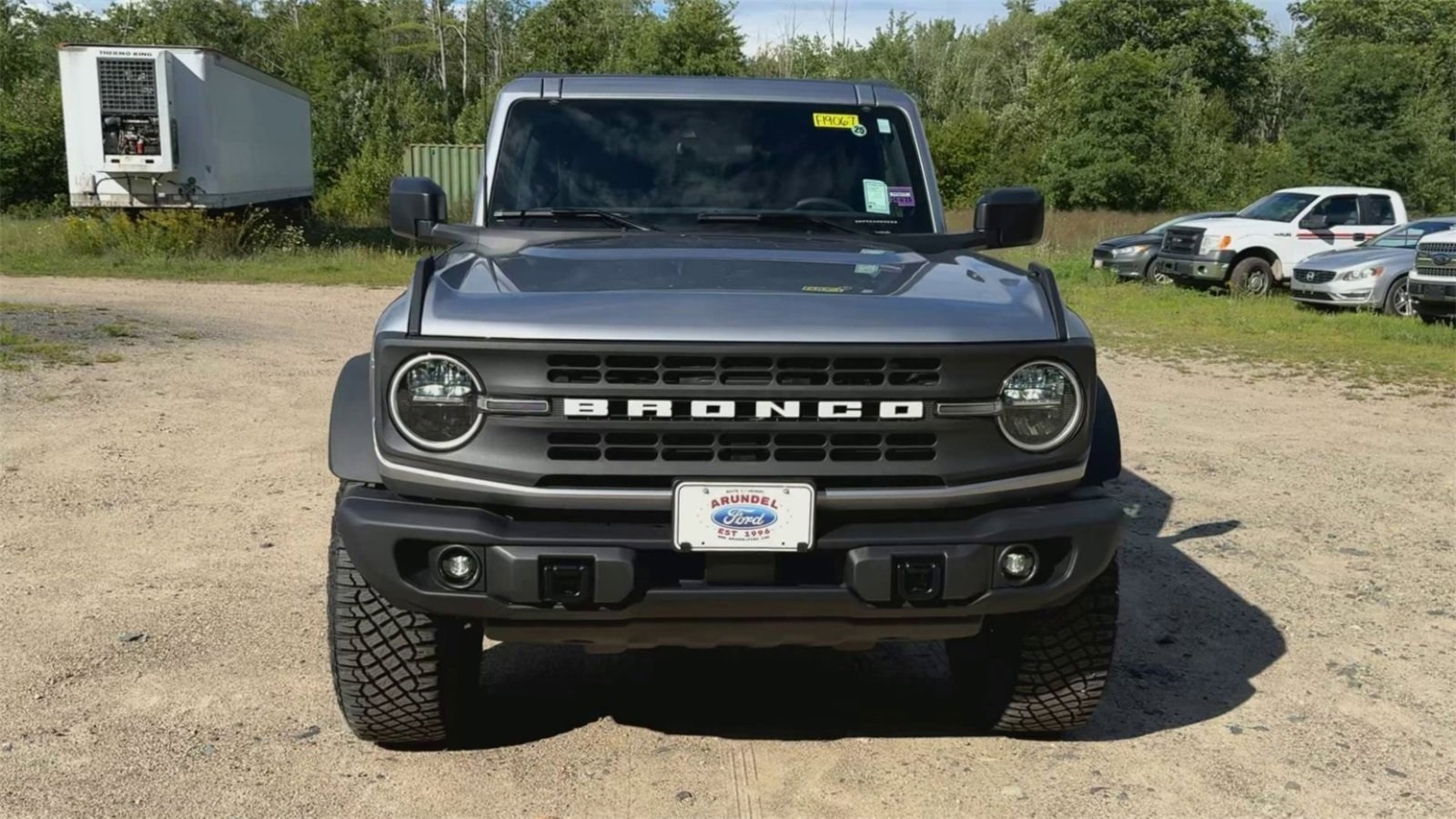 2024 Ford Bronco Black Diamond photo 3