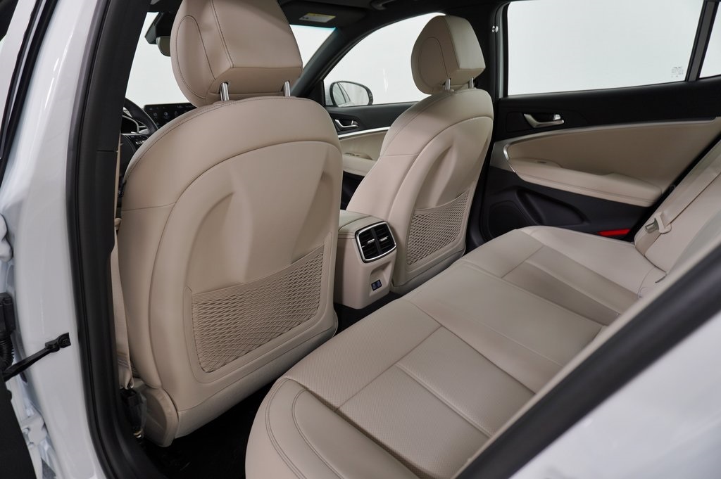 2026 Genesis G70 2.5T AWD photo 24