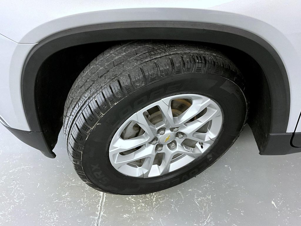 2019 Chevrolet Traverse LS photo 21