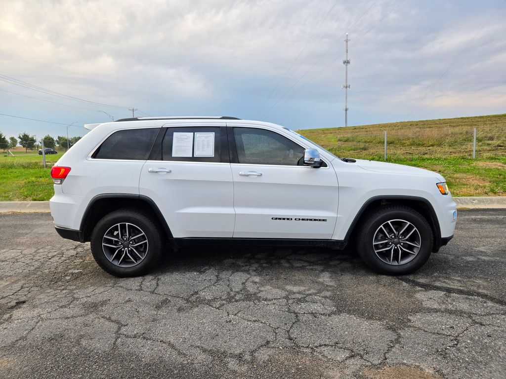 2019 Jeep Grand Cherokee Limited photo 2