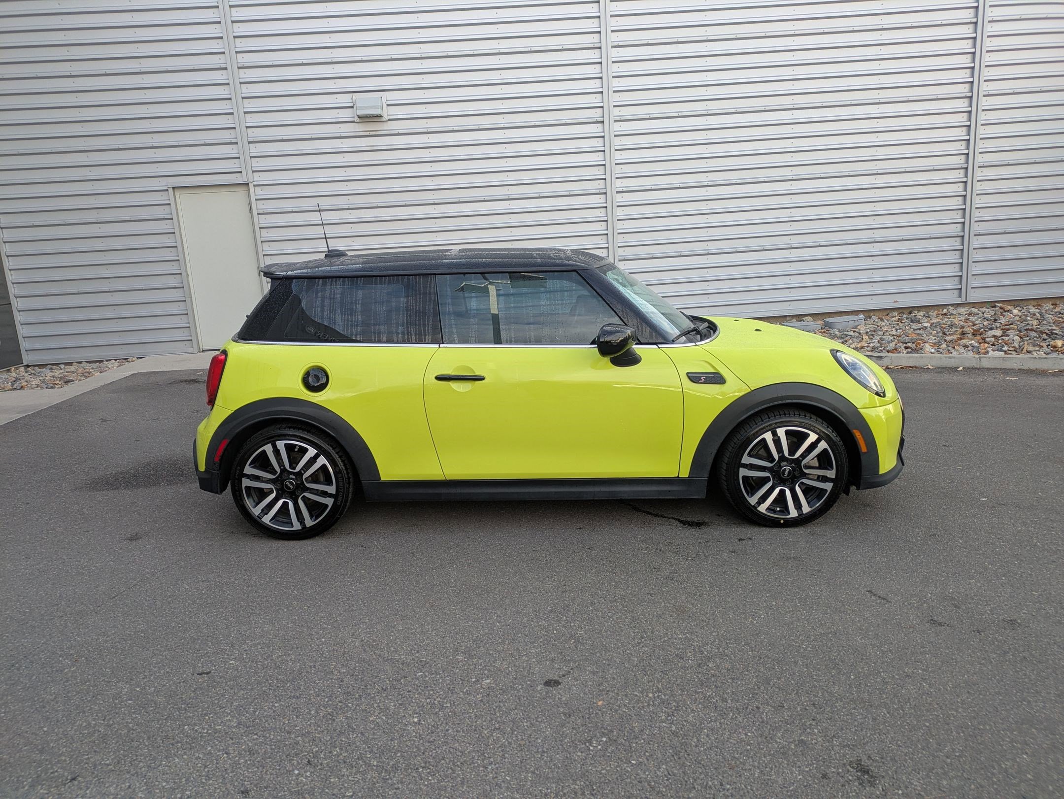 2023 Mini Cooper 2 Door Hardtop S photo 2