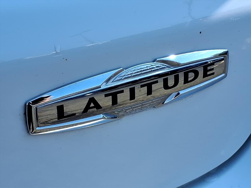 2022 Jeep Compass North Edition Latitude photo 10