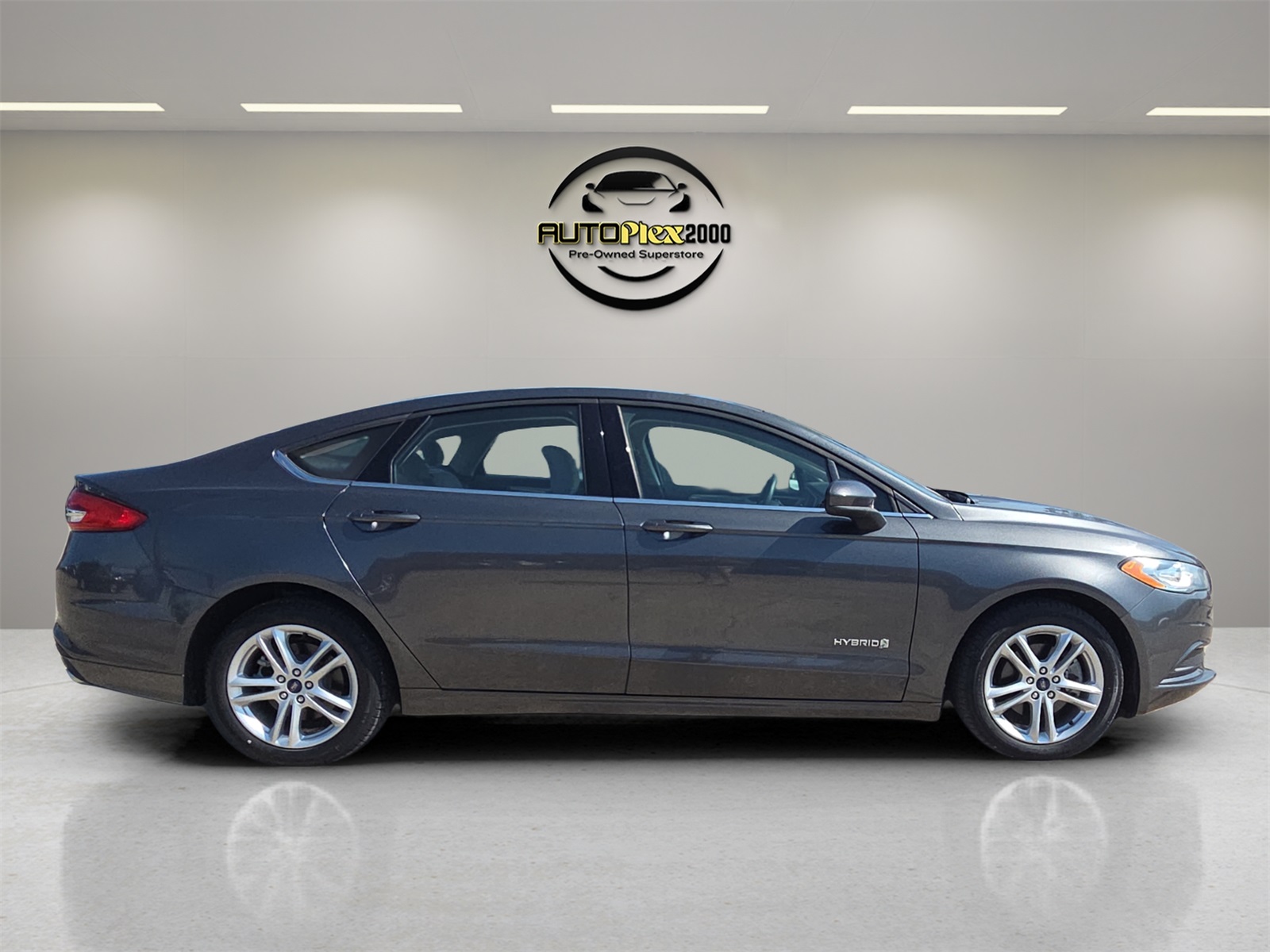 2018 Ford Fusion Hybrid S photo 8