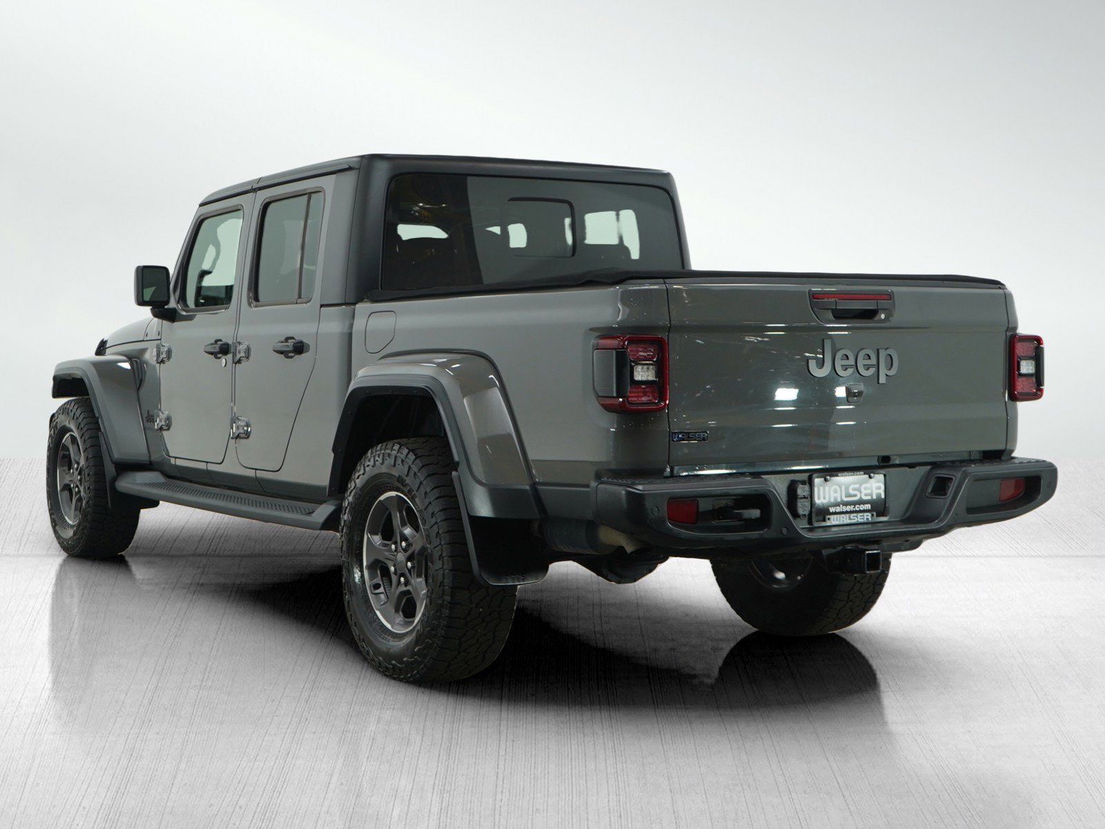 2021 Jeep Gladiator Sport S photo 3
