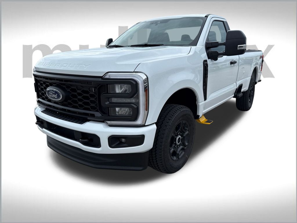 2025 Ford F-350 photo 11