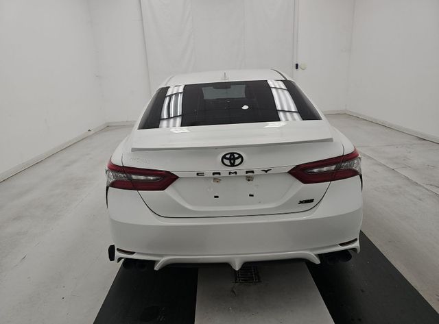 2021 Toyota Camry XSE photo 5