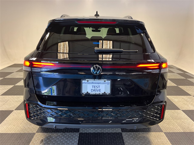 2025 Volkswagen Tiguan SE R-Line Black photo 3