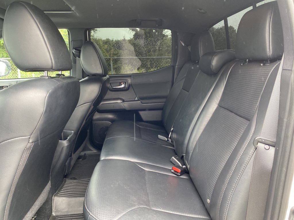 2020 Toyota Tacoma TRD Off-Road photo 18