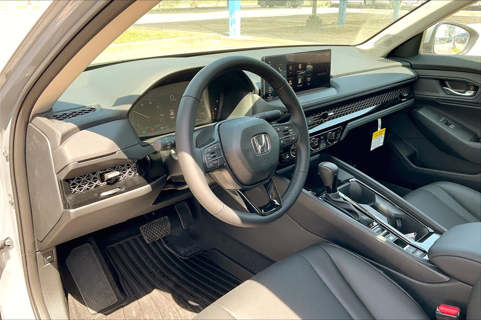 2025 Honda Accord Hybrid EX-L photo 7