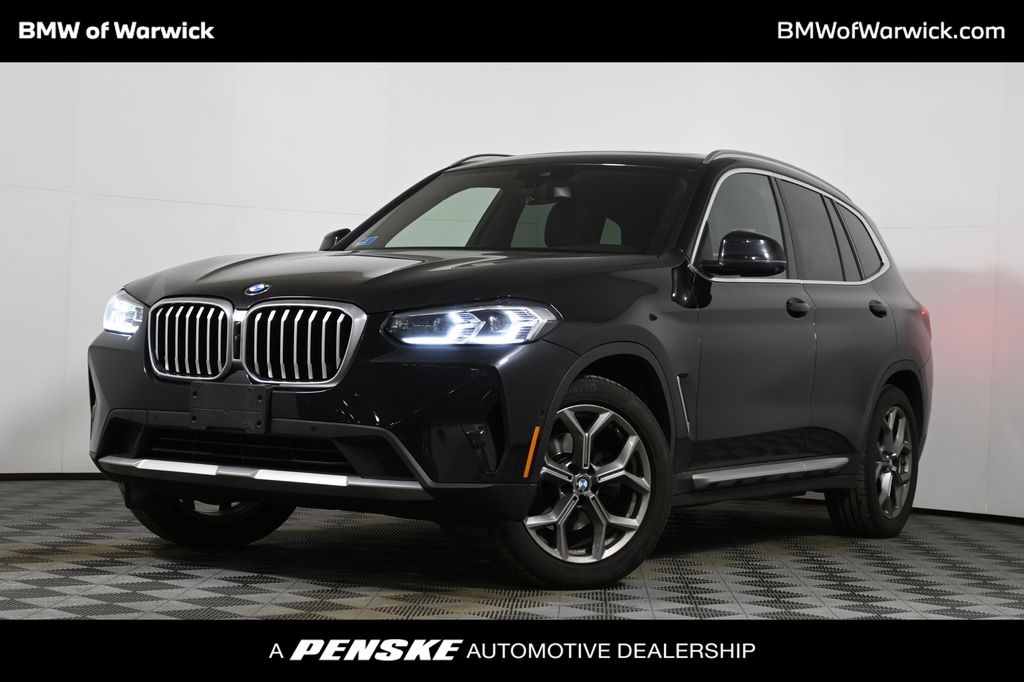 2023 BMW X3 30i's photo