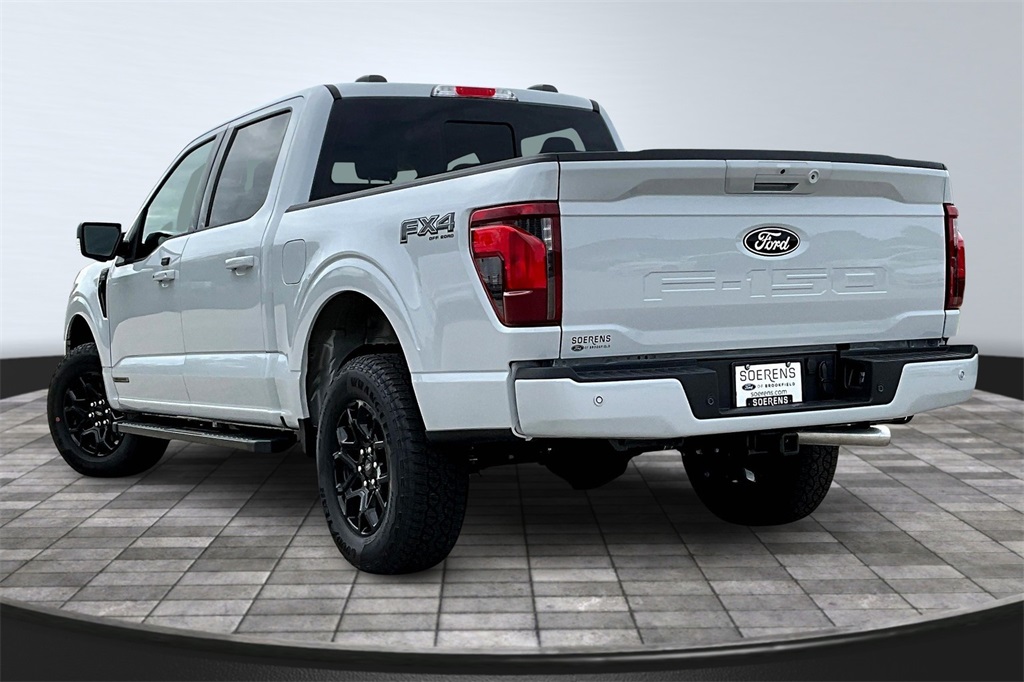 2025 Ford F-150 XLT photo 4