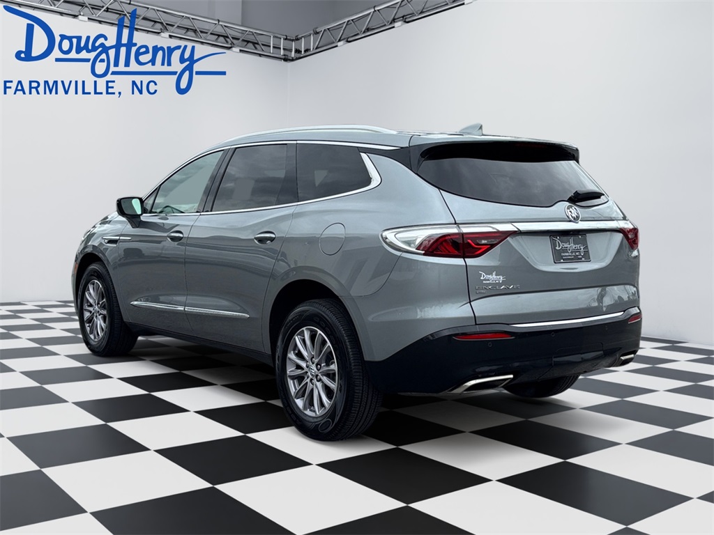 2024 Buick Enclave Premium photo 3