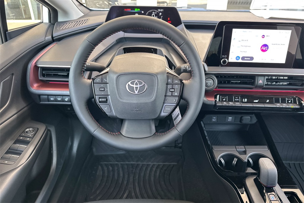 2026 Toyota Prius Plug-in Hybrid XSE photo 14