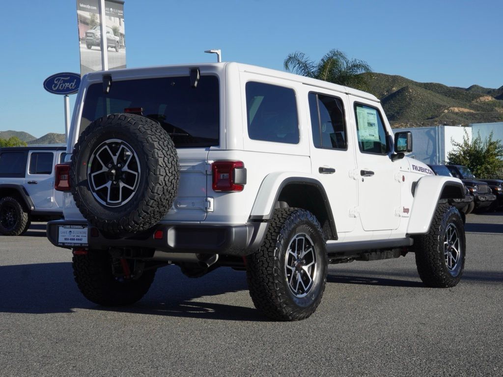 New 2026 Bright White Clear-Coat Exterior Paint Jeep Rubicon image 3