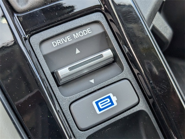 2025 Honda Accord Hybrid Touring photo 25