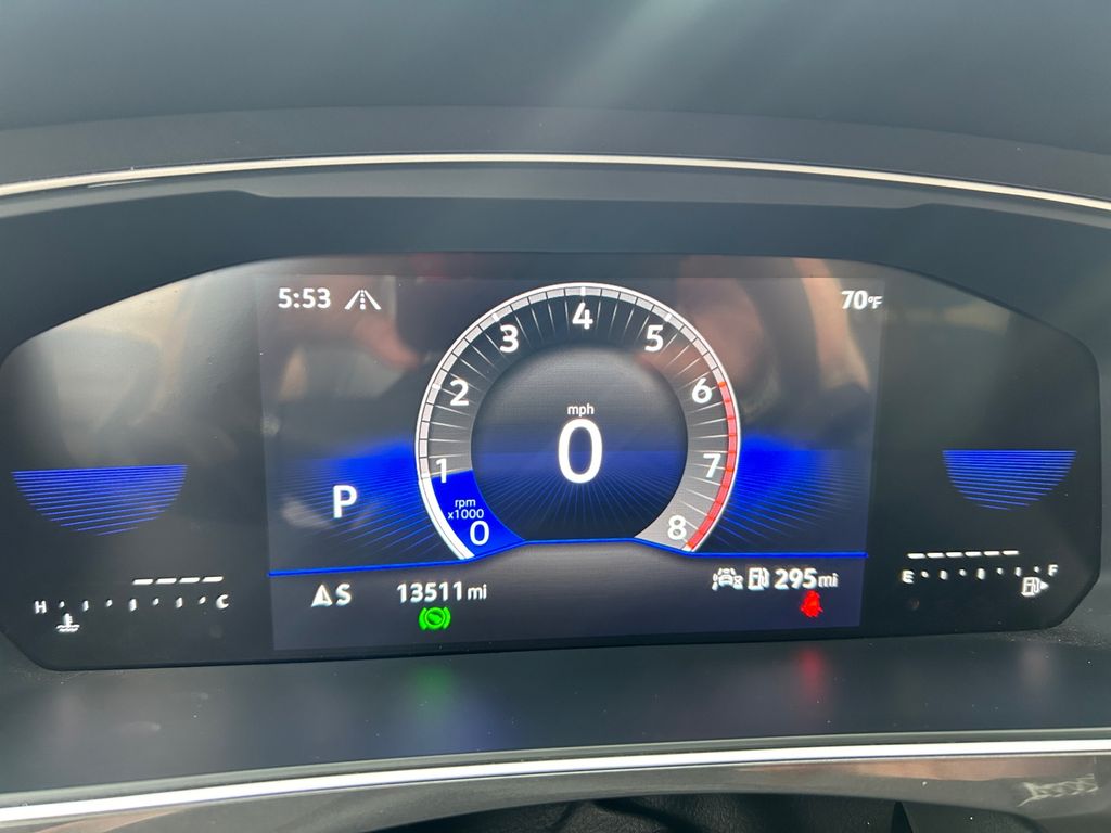 2024 Volkswagen Tiguan SE photo 10