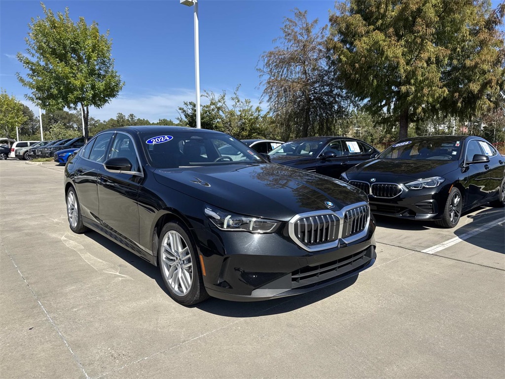 2024 Bmw 530i 5-Series photo 2