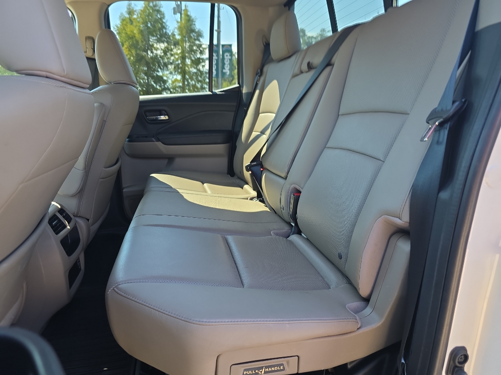2019 Honda Ridgeline RTL-E photo 23