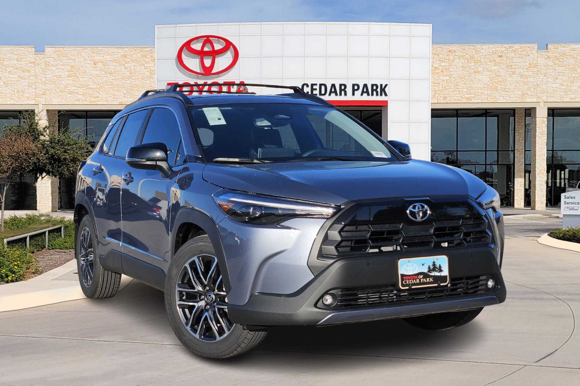 2026 Toyota Corolla Cross XLE's photo