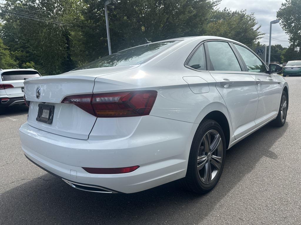 2019 Volkswagen Jetta R-Line photo 3