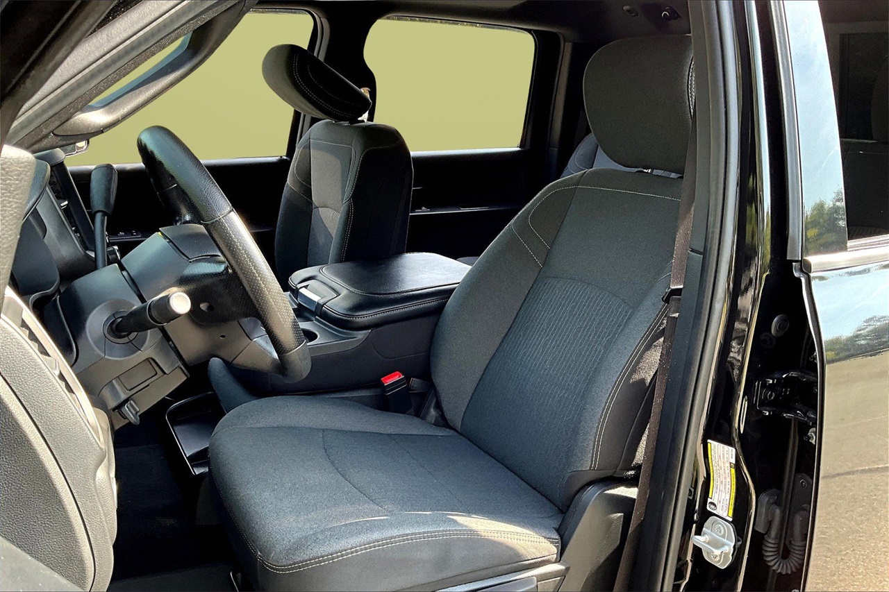 2021 Ram 3500 Tradesman photo 18