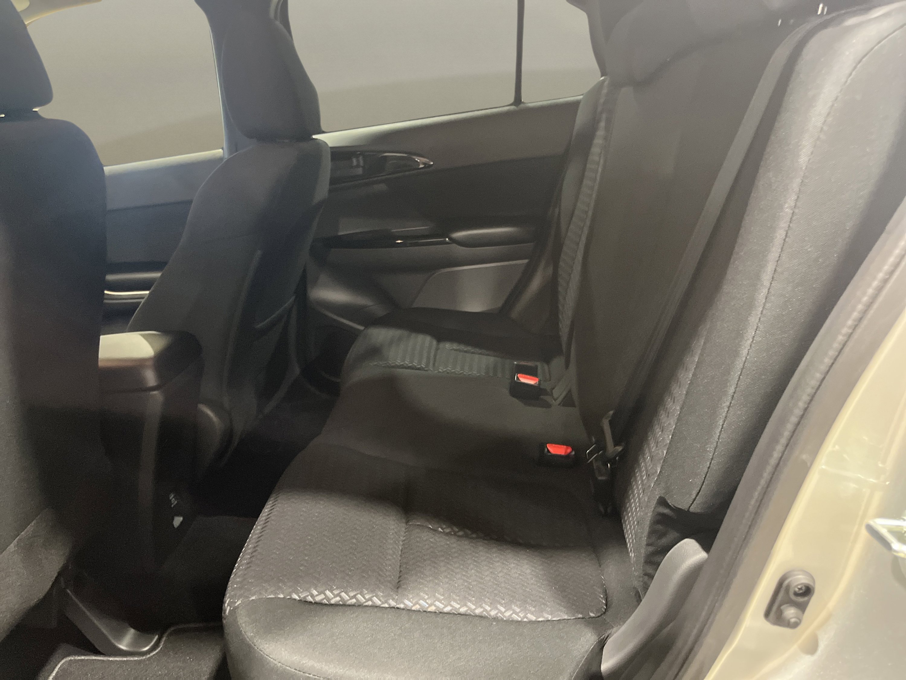 2025 Mitsubishi Eclipse Cross LE Ralliart photo 11
