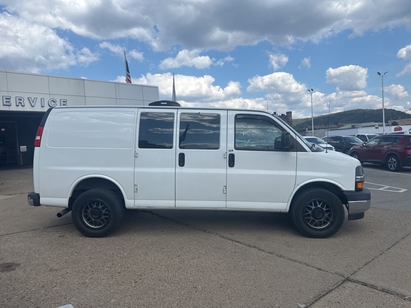 2020 Chevrolet Express 2500 Work Van photo 4