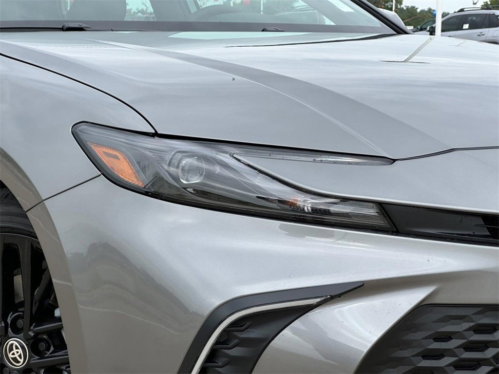 2025 Toyota Camry LE photo 2