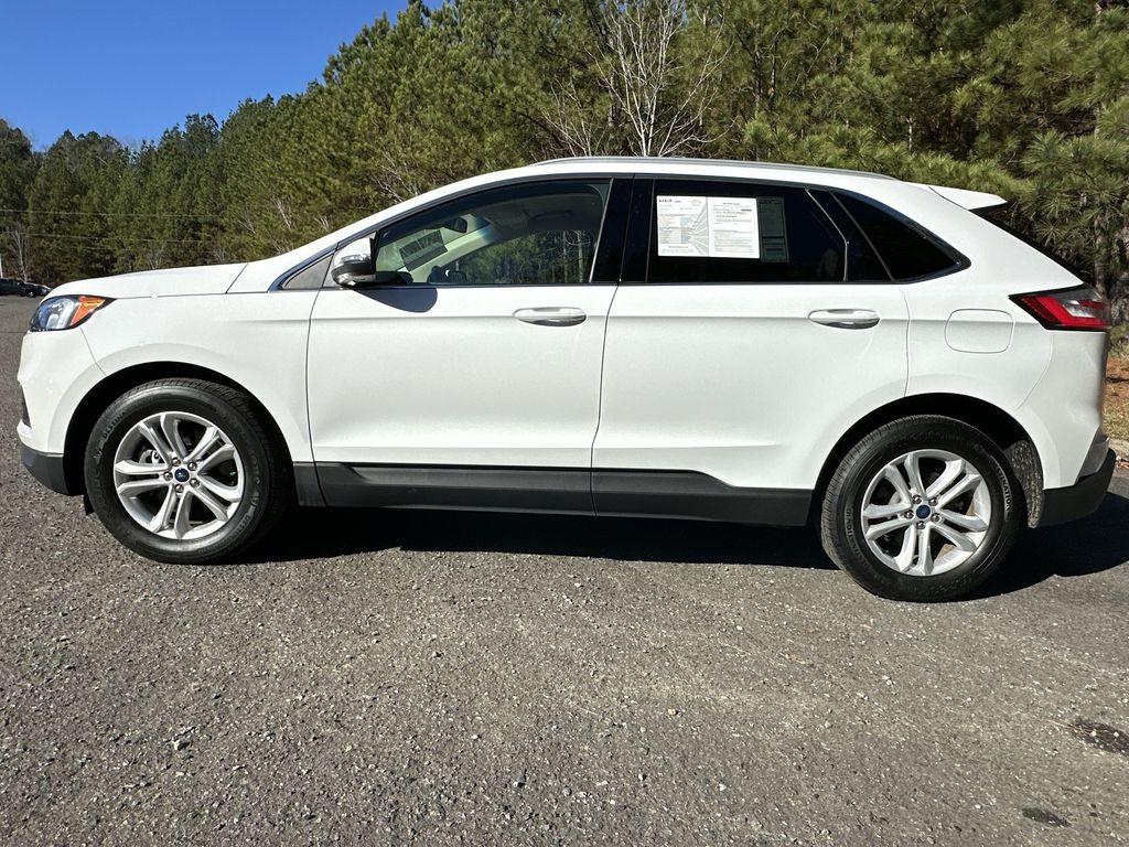 2020 Ford Edge SEL photo 4