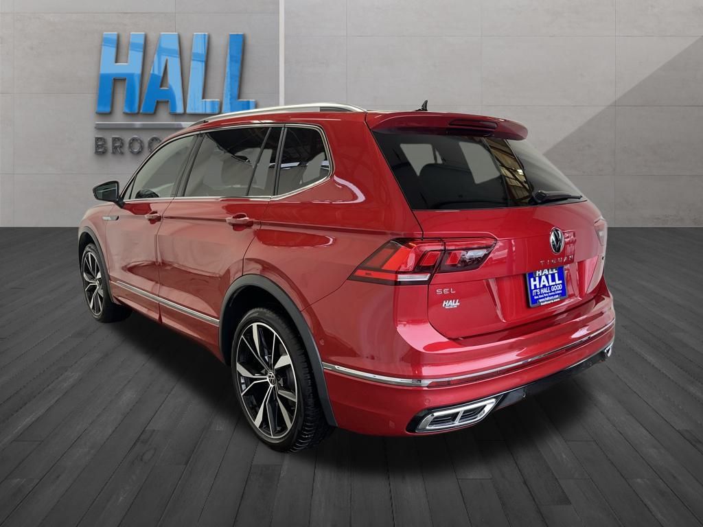 2024 Volkswagen Tiguan SEL R-Line Black photo 3
