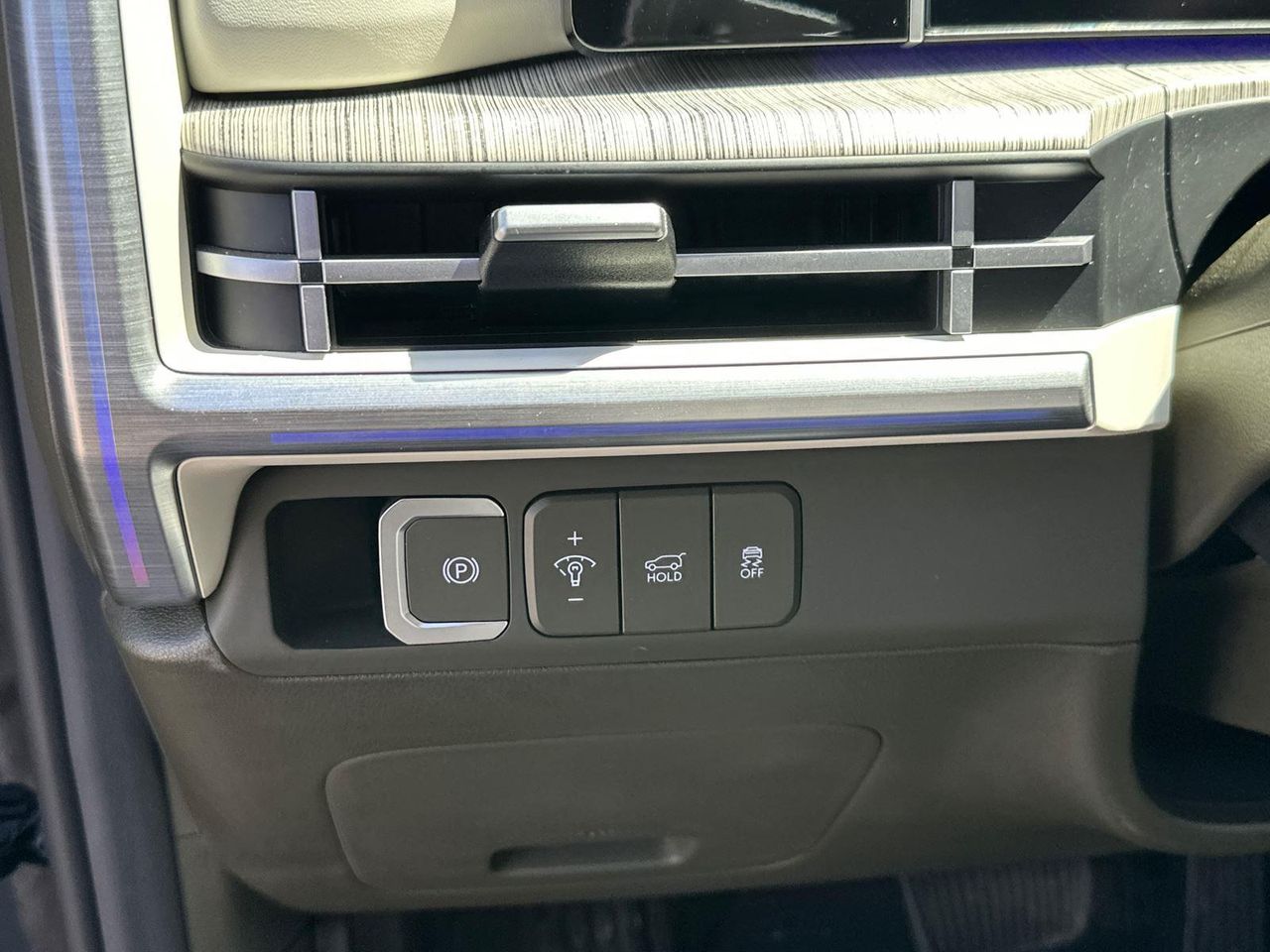 2025 Hyundai Santa Fe Calligraphy photo 12