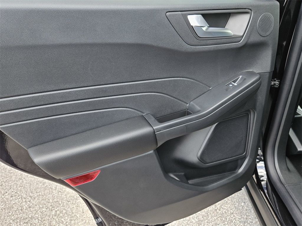 2025 Ford Escape Plug-In Hybrid photo 25