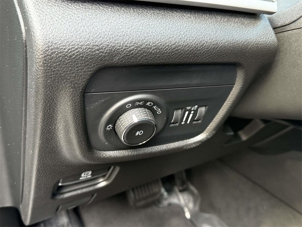 2022 Jeep Grand Cherokee Limited photo 24