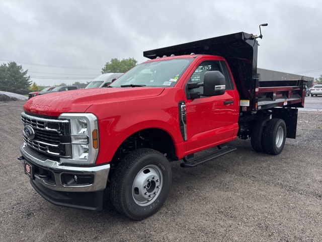 2024 Ford F-350 XL photo 2