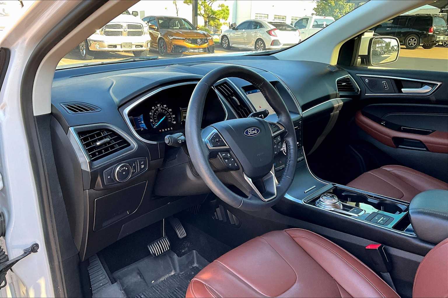 2019 Ford Edge Titanium photo 15