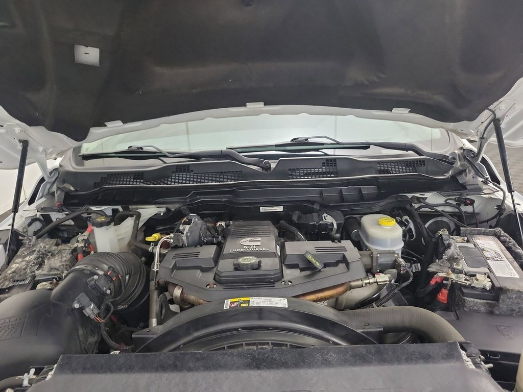 2017 Ram 2500 Tradesman photo 28