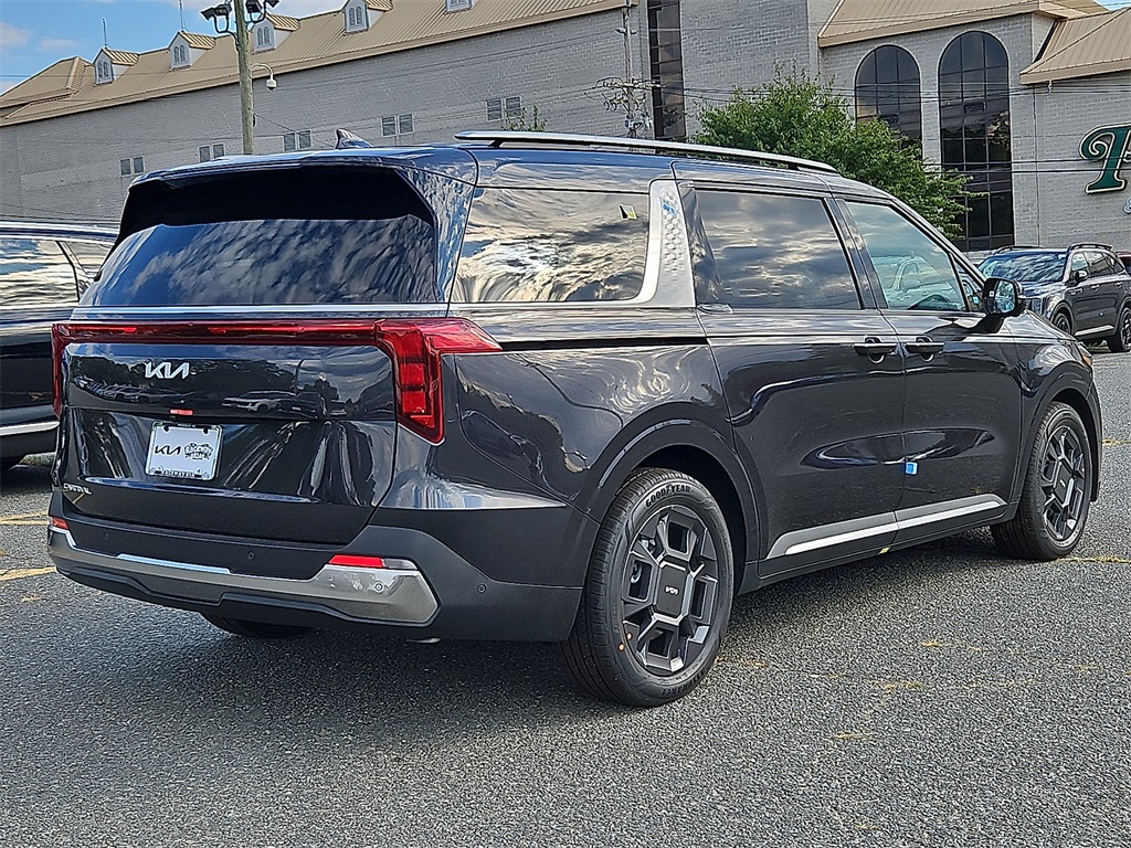 2026 Kia Carnival SX photo 3