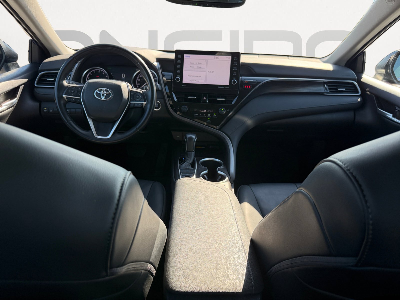 2024 Toyota Camry XLE photo 3