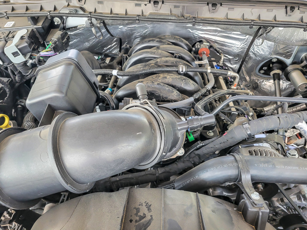 2025 FORD F-450 - Image 19